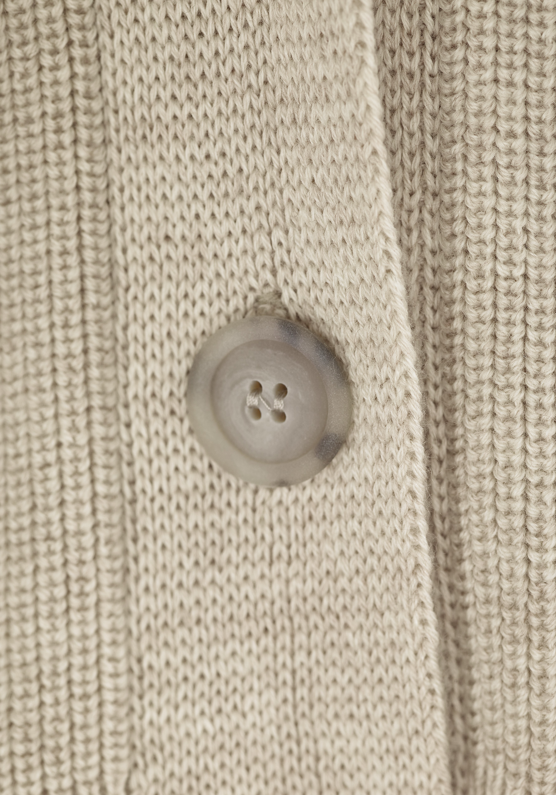 W7S55 Grobstrick Cardigan