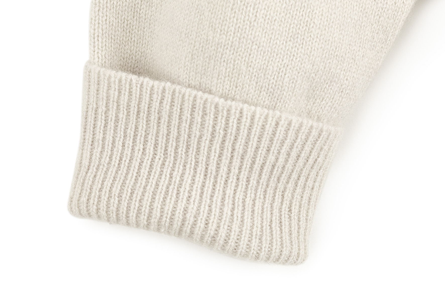 W7S40 Cashmere Cardigan