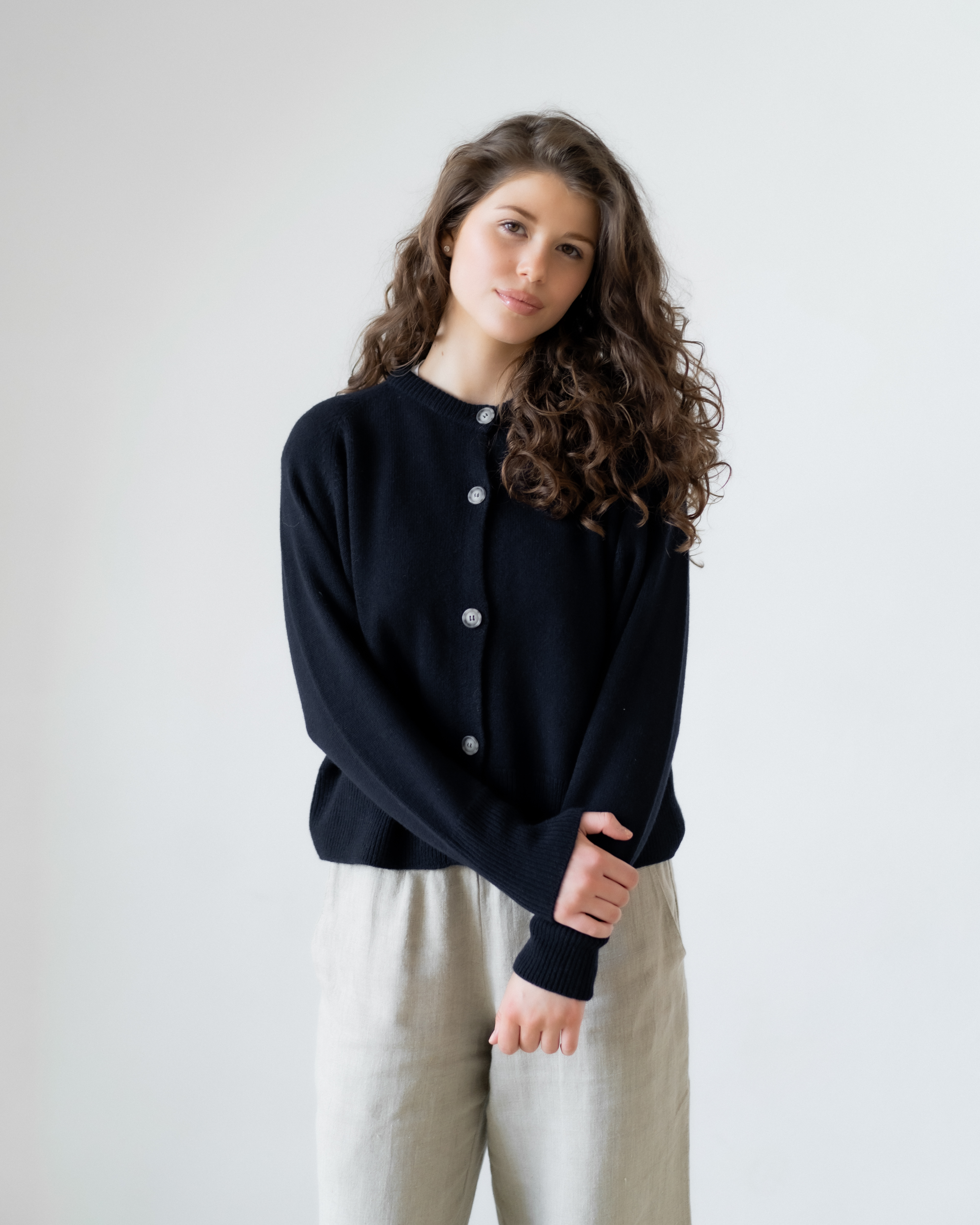 W7S40 Cashmere Cardigan